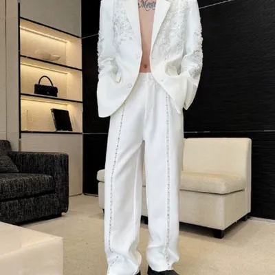 Pearl Rhinestone Shoulder Pad White Suit For Men With A Relaxed Feeling