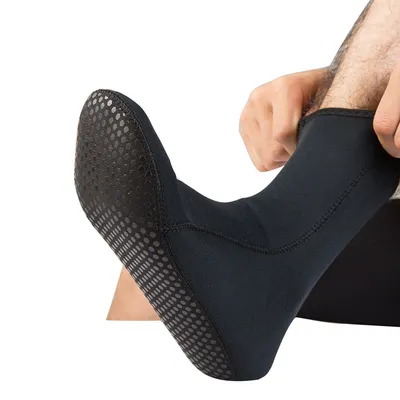 Anti stab thickening of diving socks