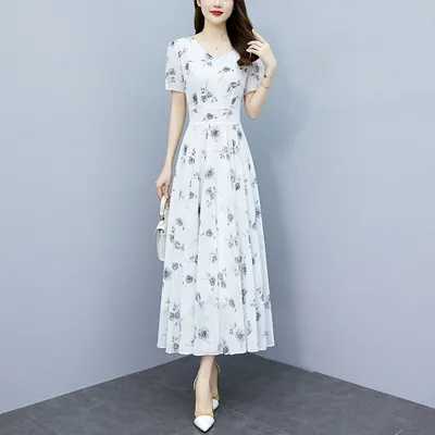 Summer New-style Chiffon Floral Dress With A Fitted Waist