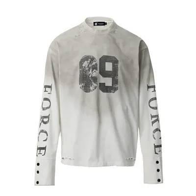 American-style Vintage Distressed Top With A Worn Edgy Look