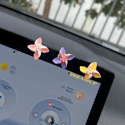 Car small windmill-small flower rotating model-3 pieces
