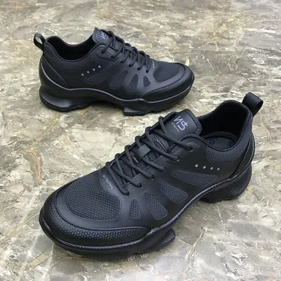 2026 Summer New Men's Casual Shoes, Fly Knit Mesh Breathable Sneakers, Black Lace-Up Platform Sole Versatile Trendy Footwear