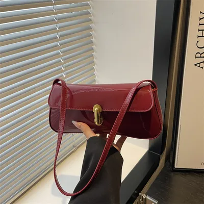 A Chic Niche French Underarm Bag