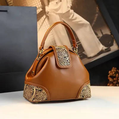 Fashionable Genuine Leather Shoulder Bag With Leather Carving And Floral Patterns