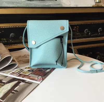  Spring And Summer New Fashion Brand Japanese Retro Messenger Bag Female Small Bag Multi-Color Simple Satchel