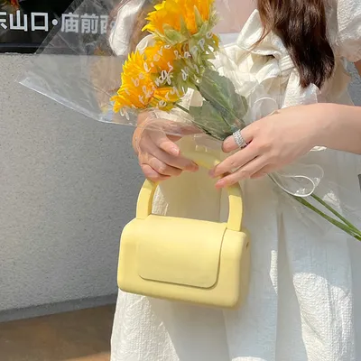 A Large Amount Of Stock Taotao Bag New Guliangjia With The Same Candy Color Personality Ladies Hand Messenger Bag