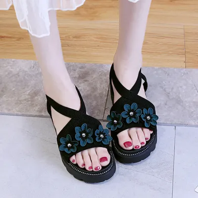  Spring New Viscose Shoes Black Low-Cut Patent Leather Fish Mouth One Size Adult Thick Heel Spot Fashion Sandals