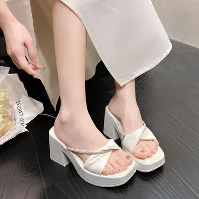 2025 Summer New Women's Block Heel Square Toe Sandals Rhinestone One-Strap Beach Sandals