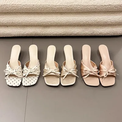 2026 New French Retro Satin Bow Wedge Heel Outdoor One-strap Slippers