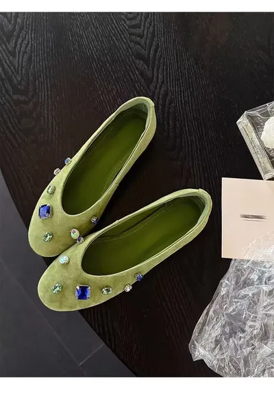 2026 New French Style Rhinestone Slip On Loafers Women Flat Shallow Mouth Shoes Gem Decor Vintage Grandma Shoes