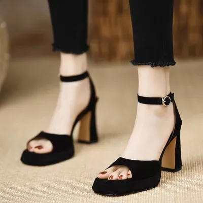 Chunky-heeled Elegant Casual Sandals For Women