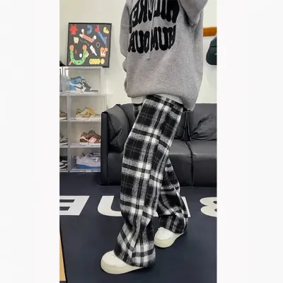 Black and White Checkered Pants Men's Winter Fleece-Lined Thick Woolen Sweatpants Vintage Lazy Style Wide Leg Casual Pants