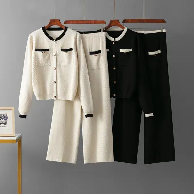Long sleeved shirt high waisted pants set