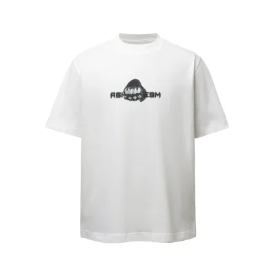 Front and back gesture printed short sleeved shirt