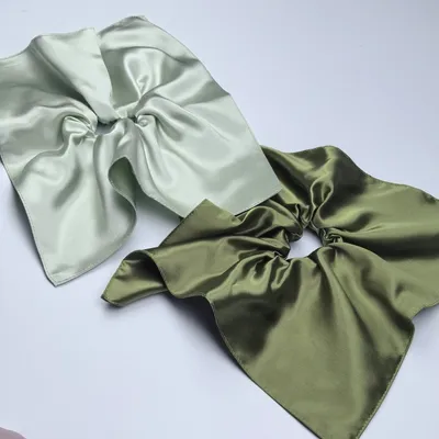 22mm Glossy Silk Square Scarf Hair Tie
