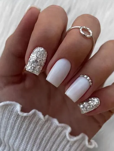 24 Pieces Of Short Coffin-style 3D Rhinestone Pressed-on Nail Glitter Powder Sequin Wearable Nail Art Minimalist Beauty Nail Stickers, Including 1 Tube Of Gel And 1 Nail File, Nail Accessories