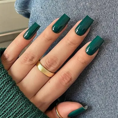 Moss Green Vintage Emerald Glossy Nail Polish