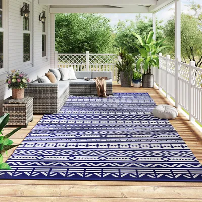  Reversible Outdoor Rug, Waterproof Plastic Straw with Carry Bag, 9' x 18', Blue & White Geometric Wall