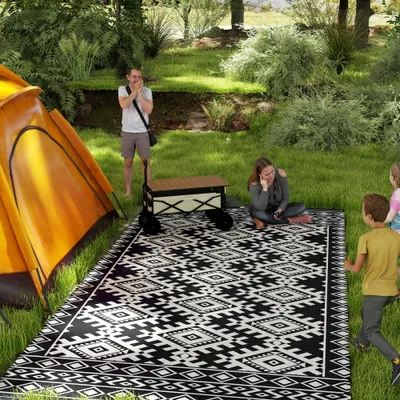  Reversible Outdoor Rug, Waterproof Plastic Straw with Carry Bag, 9' x 18', Black & White Rhombus Border