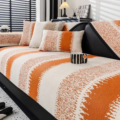 All-Season Chenille High-End Cushion With Contrasting Colors Stylish C