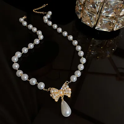  New Female Light Luxury Niche Design Sense Clavicle Chain Advanced Sense Necklace