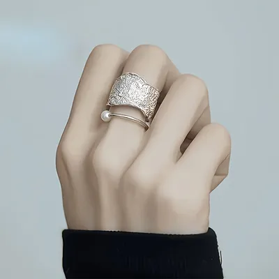 1 Piece Retro Textured Geometric Line Ring, Minimalist High-End Hollow Design, Perfect Gift For Valentine's Day & Mother's Day
