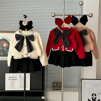 Autumn And Winter Bowknot Knitted Puff Sleeve Classic Style