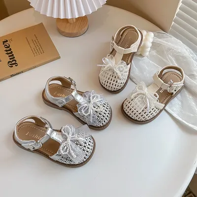 2026 Summer Girls Princess Sandals, Hollow Out Woven Bow Pearl Soft Sole Breathable Baby Beach Princess Shoes