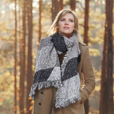 1Pc Women Winter Warm Scarf 74.8x25.6In Long Soft Knitted Shawl Extra Thick Plaid Blanket Wrap Cape