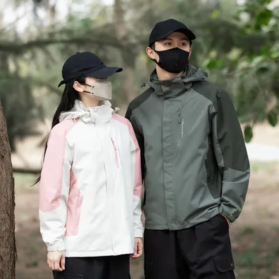 Mens Loose-Fit Windproof And Waterproof Outdoor Sports Jacket