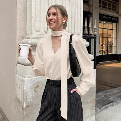 All-season Versatile And Elegant Top For Spring And Summer Commutes