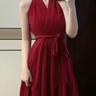 A-line Mature-style Waist-cinching Tied Figure-hugging Midi Dress