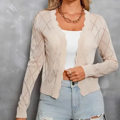A Cold-themed Cardigan Top